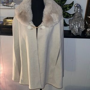 Vince Camuto Cream Cape with Faux Fur Collar